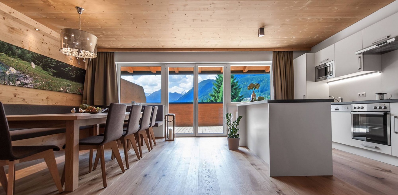 Faulkogl Apartment Penthouse in the Central Family Hotel in Flachau